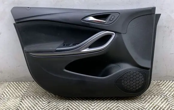 Opel Astra K Front door card panel trim