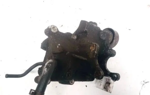 Hyundai Santa Fe Engine mounting bracket