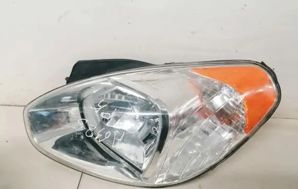 Hyundai Accent Headlight/headlamp 2211140l 221-1140l