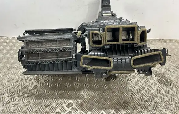 Ford Bronco Interior heater climate box assembly LX6A19B555VBA LJ6BS018W12AB JX6A19846CC