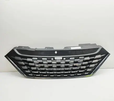 Iveco Daily 6th gen Front grill 5802317675 5802317672