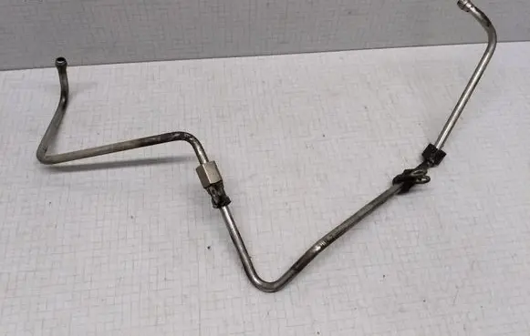 Volkswagen Golf V Other engine bay part