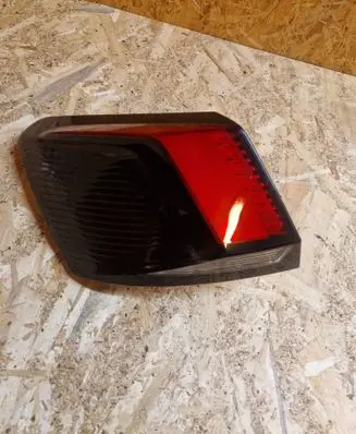 Peugeot 3008 II Rear/tail lights 9810477180 81550101
