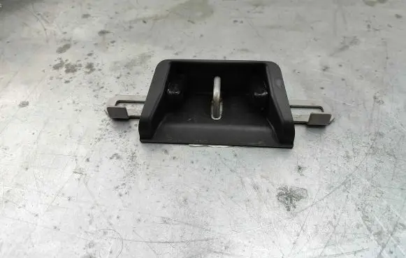 Volvo XC60 Rear door lock loop/hook striker 31462585