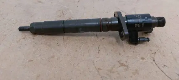 Jaguar XF X250 Fuel injector 9X2Q9K546DB S6MDFB3