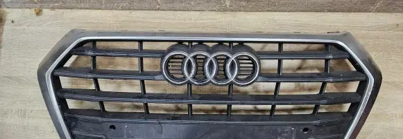 Audi Q5 SQ5 Front bumper upper radiator grill 80A853651