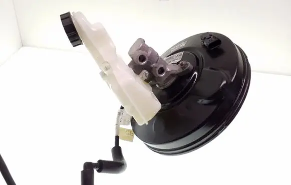 Ford Focus Brake booster DV612B195SD