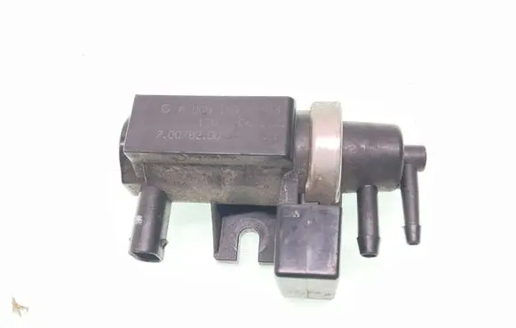 Mercedes-Benz B W245 Turbo solenoid valve A0051535528