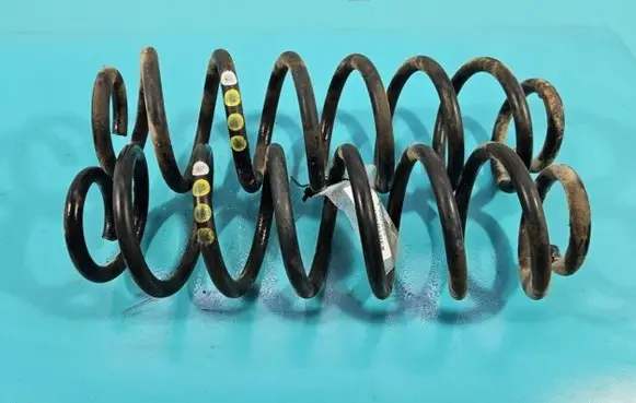 Skoda Octavia Mk2 (1Z) Rear coil spring IMPRK1396629