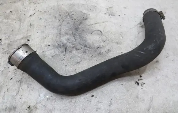 Nissan Qashqai Intercooler hose/pipe