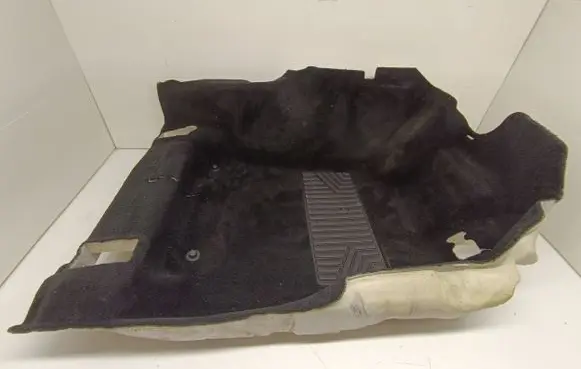 Mercedes-Benz EQC Rear floor carpet liner A2536801040