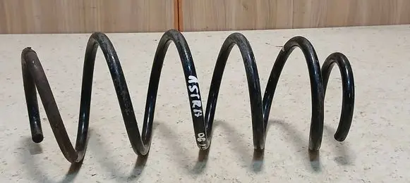 Opel Astra H Front coil spring 