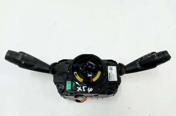 Volvo XC40 Headlight wiper switch 32350918