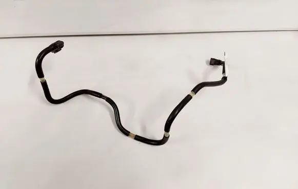 Peugeot 508 Fuel line pipe