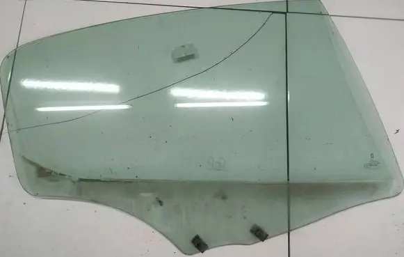 Peugeot 407 Rear door window glass AS2