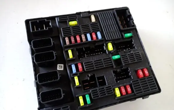 Renault Fluence BSM Control unit 284B63080R
