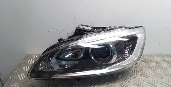 Volvo V60 Headlight/headlamp 31420261