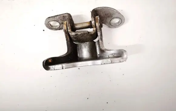 Toyota Avensis T270 Front door upper hinge