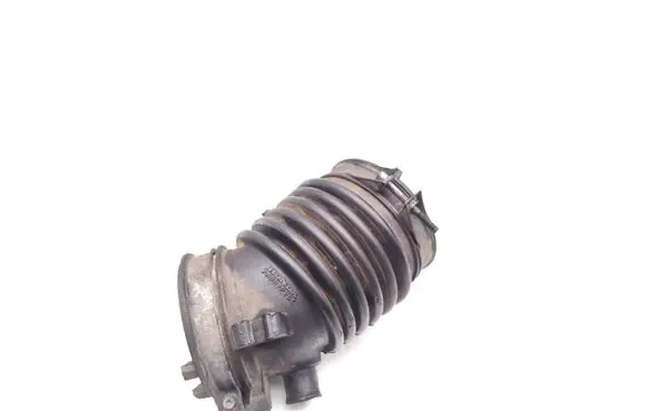 Air intake hose/pipe