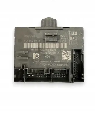 Volkswagen Golf VII Door control unit/module 5Q0959592E