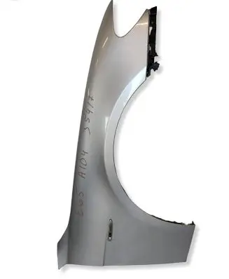 BMW 7 E65 E66 Fender 