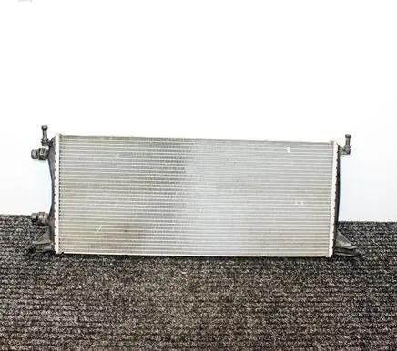 Mercedes-Benz GL X166 Coolant radiator A0995001403