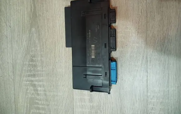 BMW 5 F10 F11 Comfort/convenience module 9244394 5070004990 532535R00