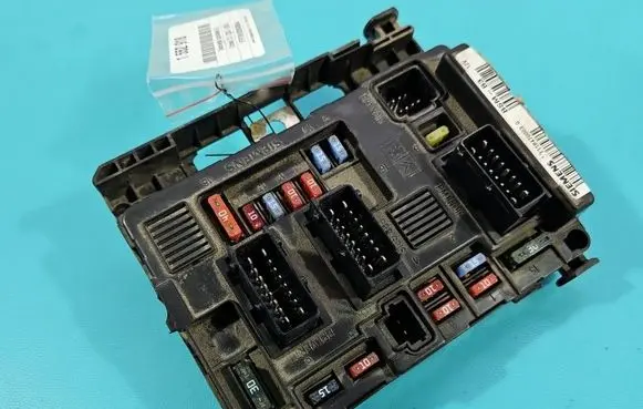 Citroen C3 Central body control module 9643498880 IMPRK1552918