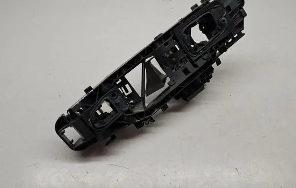 Mercedes-Benz GLE W167 Rear door exterior handle/bracket 0997602102 A0997602102