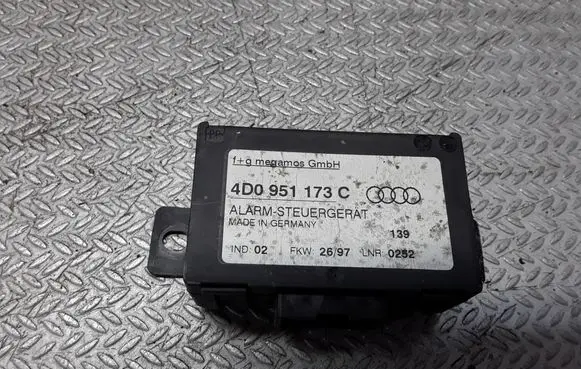 Audi A8 S8 D2 4D Alarm control unit/module 4D0951173C