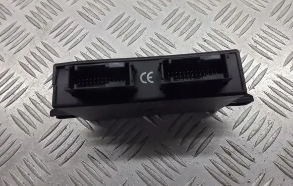 Audi A6 S6 C5 4B Parking PDC control unit/module AP375-020618C02