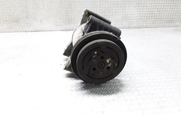 Nissan Primera Air conditioning (A/C) compressor (pump) EA051
