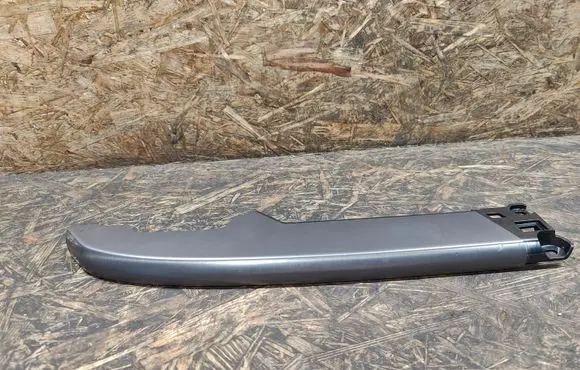 Land Rover Discovery 5 Panel trim HY3M640E72AC