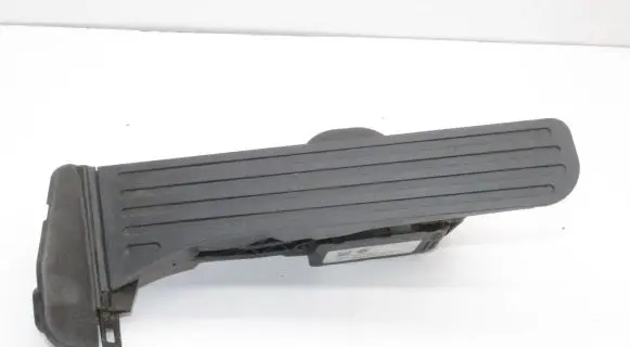 Volkswagen PASSAT CC Accelerator throttle pedal 1K2723503AJ