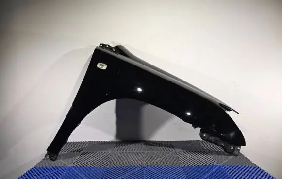 Lexus RX 330 - 350 - 400H Fender