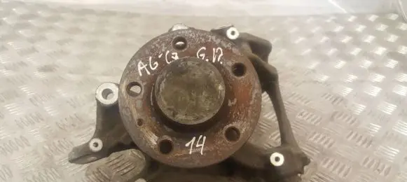 Audi A6 S6 C7 4G Rear wheel hub 8K0505432AQ
