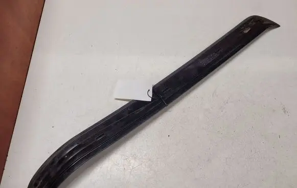 BMW 5 E60 E61 Front sill trim cover 51477034304 51477074510 223399