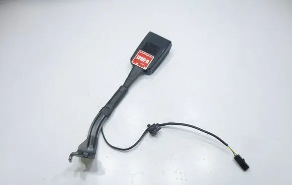 Volkswagen Golf Plus Front seatbelt buckle 1K3857756AJ 23032007