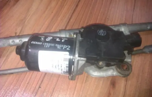 Suzuki Liana Wiper motor 1592005602