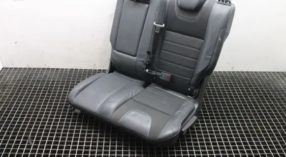 Ford Kuga II Rear seat 