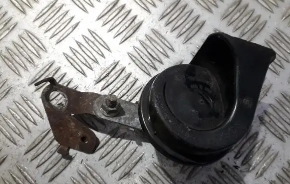 BMW 5 E39 Horn signal 703881157 011157