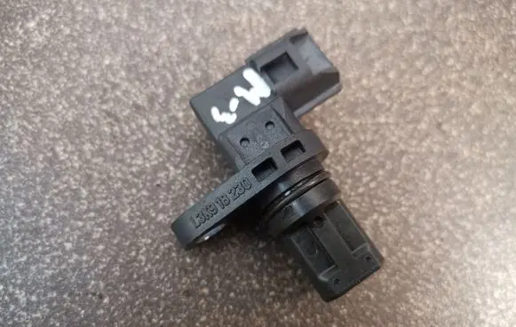 Camshaft position sensor