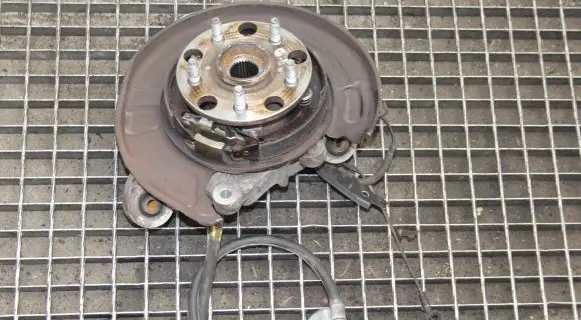 Lexus IS III XE30 Rear wheel hub