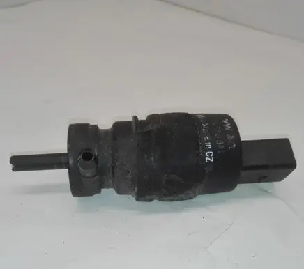 Audi A8 S8 D3 4E Windscreen/windshield washer pump