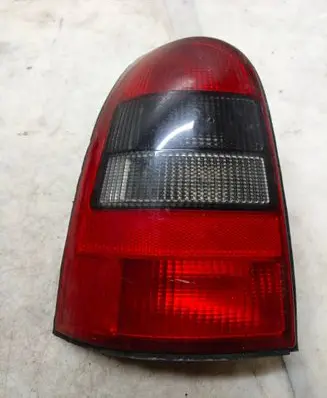 Opel Vectra B Rear/tail lights 37650748 09153153