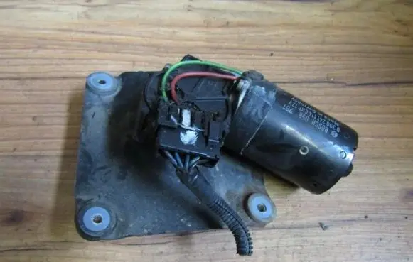 Volvo S40, V40 Wiper motor 0390241114 058761