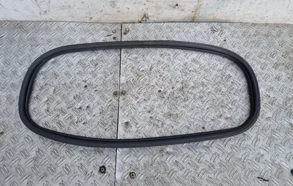 Citroen DS3 Rubber seal tailgate window/glass 9678346080