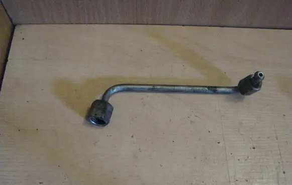 Hyundai i30 Fuel injector supply line/pipe 3931038060