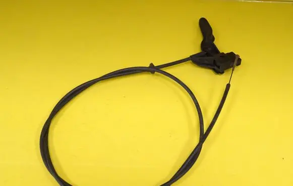Engine bonnet/hood lock release cable