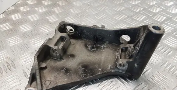 Volkswagen Touareg I Generator/alternator bracket 070903143C